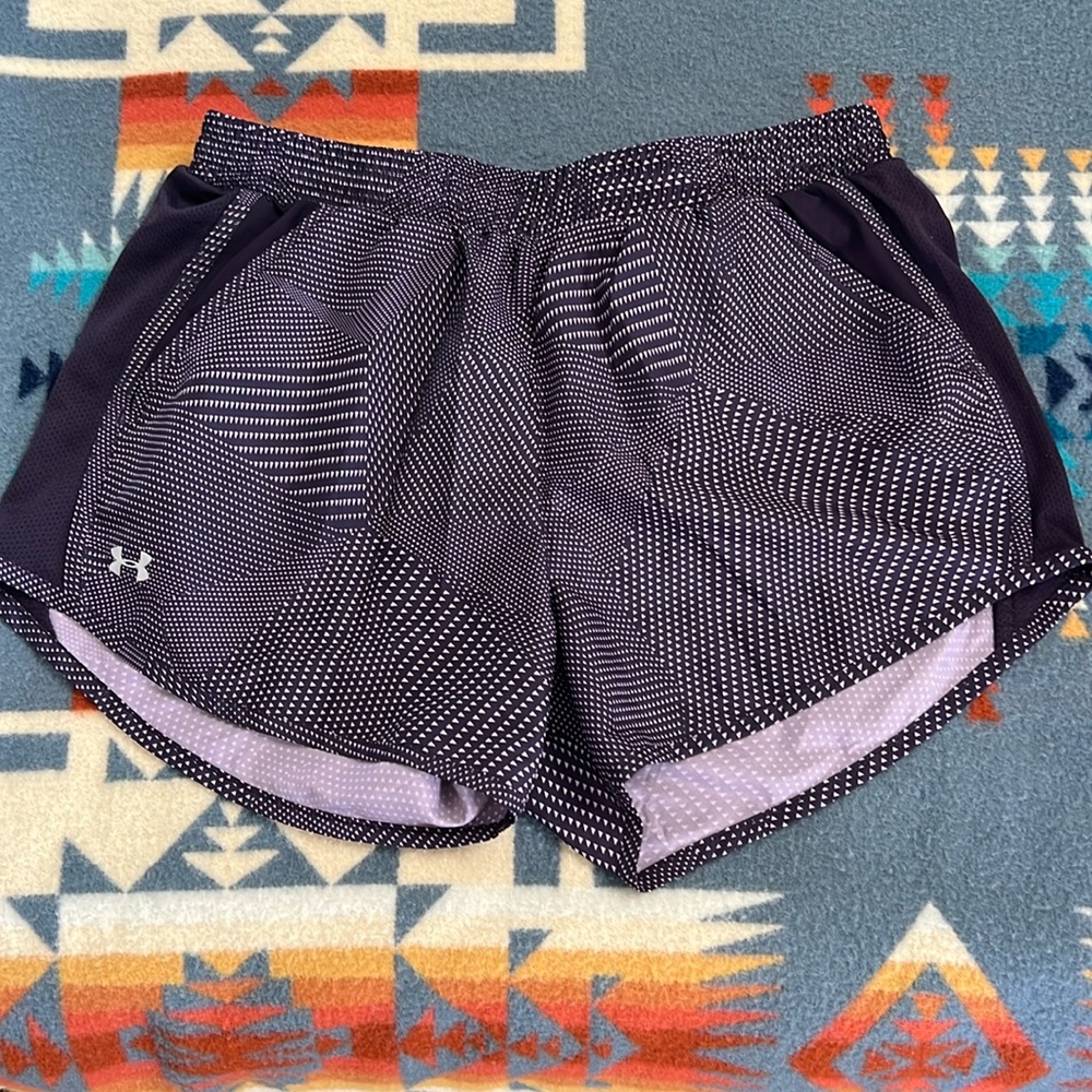 Under Armour running short